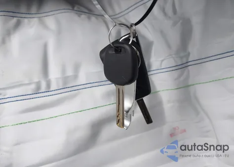 2020 Toyota Corolla Le из США, поврежденный, VIN JTDEPRAE9LJ063435